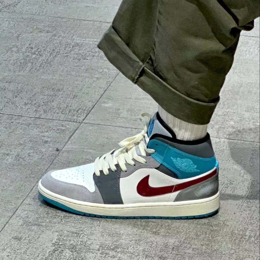 Giay Nike Air Jordan 1 Mid 'Exploration Unit' FB1870-161