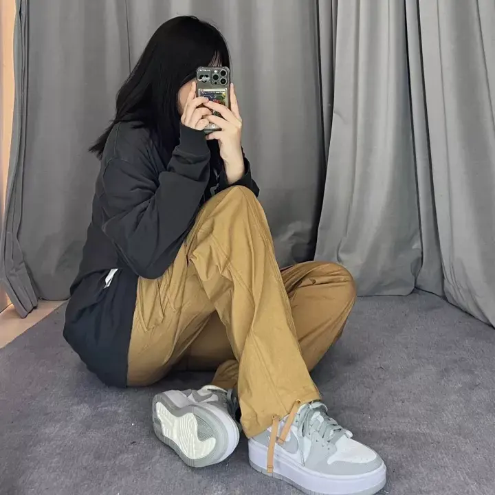 Alternative view of Giày Nike Wmns Air Jordan 1 Elevate Low 'Stealth' DH7004-005