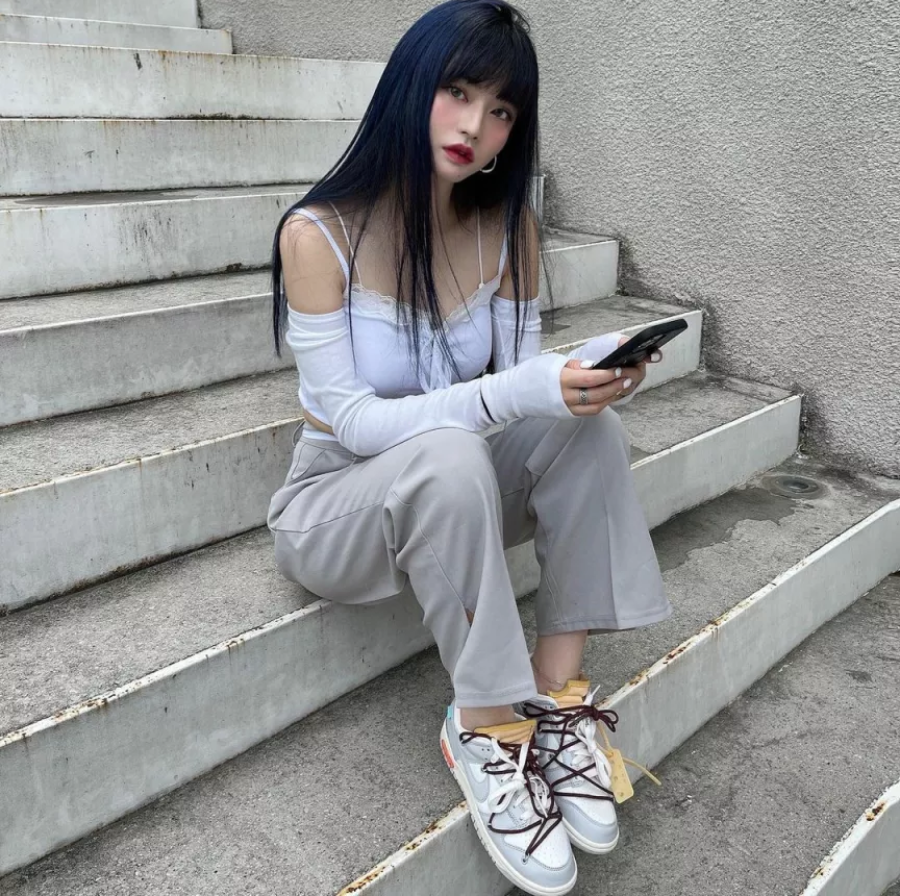 Giày Nike Off-White x Dunk Low 'Lot 46 Of 50' DM1602-102 - Ảnh 4