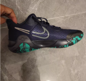 Giay Nike KD Trey 5 IX 'Epsidian Clear Emerald' CW3402-400