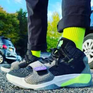 Giay Nike Zion 2 PF 'Holographic' DV0550-030