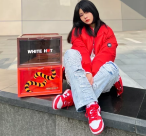 Alternative view of Giày Nike Dunk Low 'University Red' (2020) CU1727-100