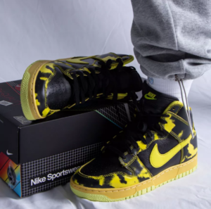 Alternative view of Giày Nike Dunk High 1985 SP 'Yellow Acid Wash' DD9404-001