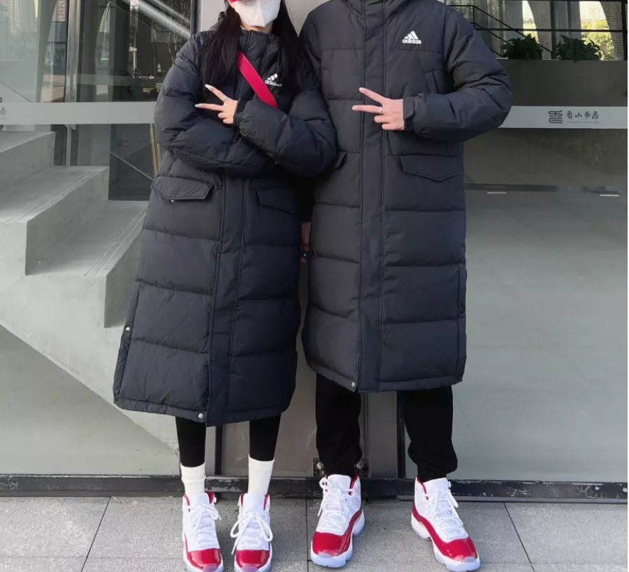 Giay Nike Air Jordan 11 Retro 'Cherry' 378038-116