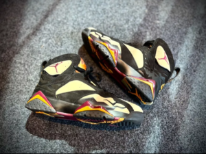 Giay Nike Air Jordan 7 Retro 'Black Olive' DN9782-001