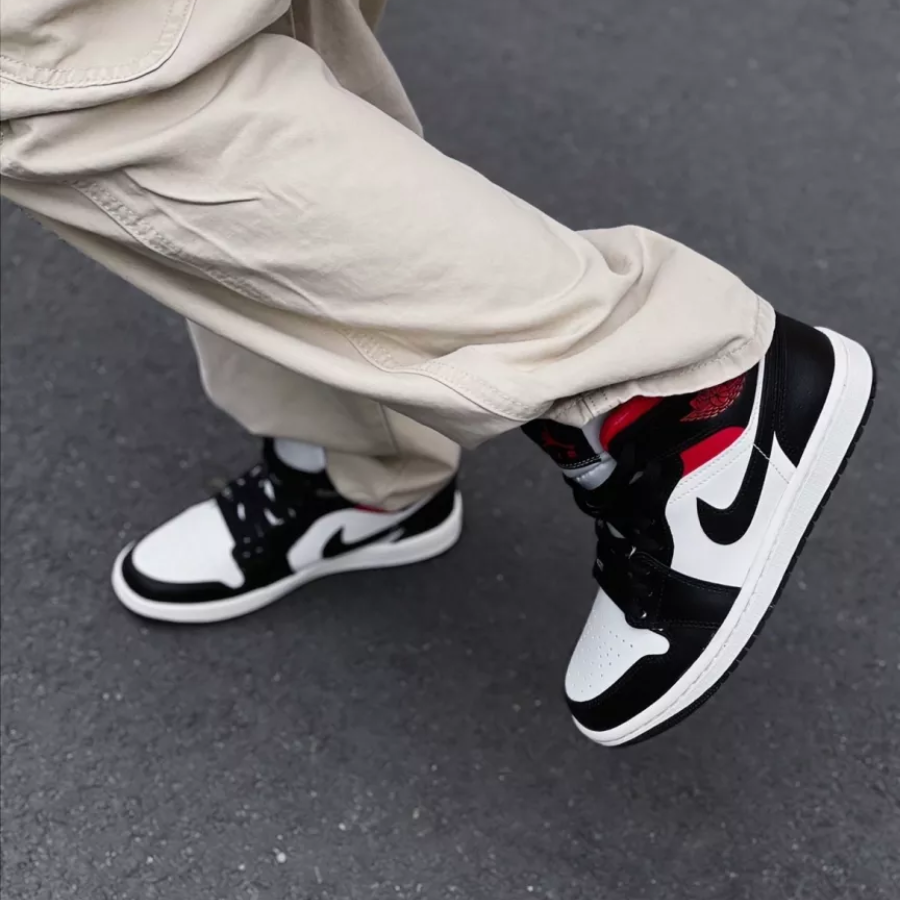 Giày Nike Air Jordan 1 Mid 'Black Sail Gym Red' BQ6472-061 - Ảnh 4