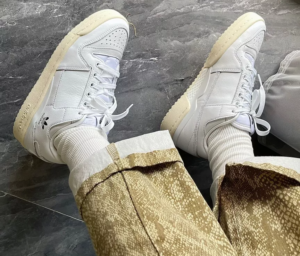 Alternative view of Giày Adidas Forum 84 Low ADV 'White Shadow Olive' GW3180