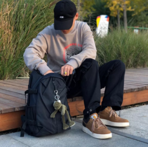 Alternative view of Giày Nike Air Force 1 Low Carhartt WIP 'Ale Brown' AV4113-200