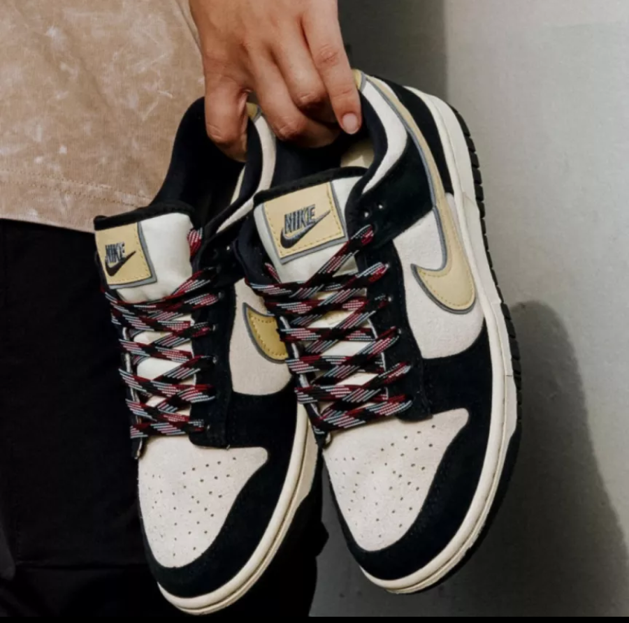 Giày Nike Dunk Low LX 'Black Team Gold' DV3054-001 - Ảnh 5