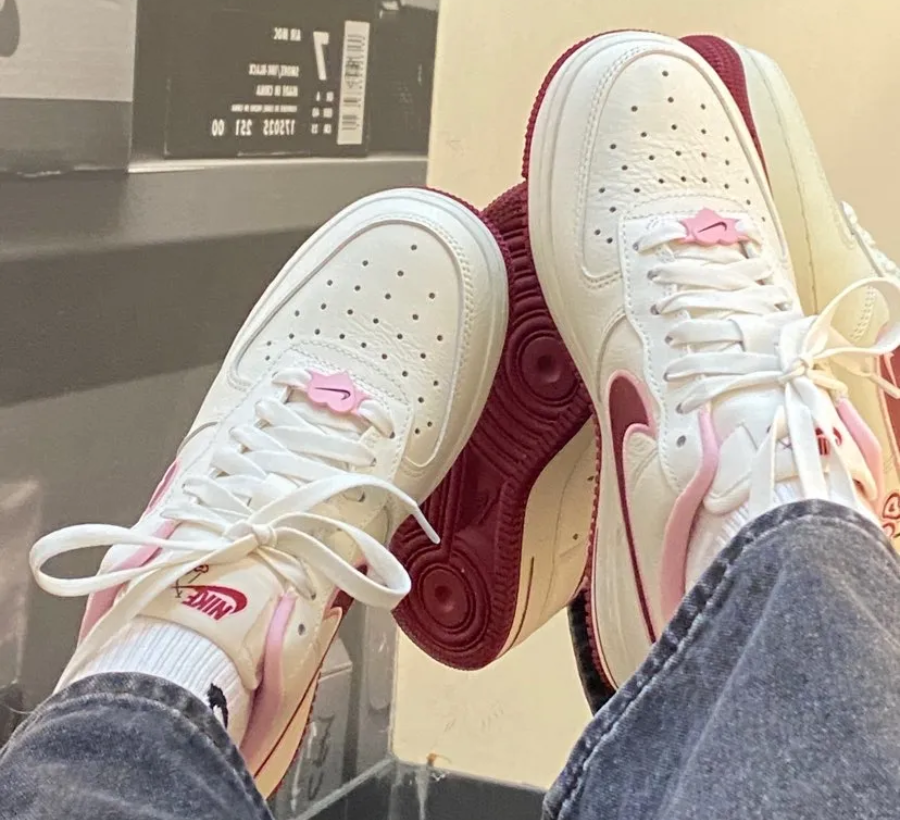 Giay Nike Air Force 1 Low 'Valentine's Day' FD4616-161