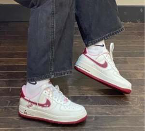 Giay Nike Air Force 1 Low 'Valentine's Day' FD4616-161