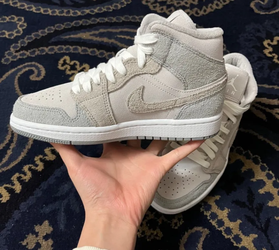 Giày Nike Air Jordan 1 Mid Wmns 'Particle Grey' DO7139-002 - Ảnh 7