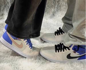 Giay Nike Air Jordan 1 Mid 'Valentine's Day Flowers' FD4330-101