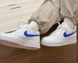 Giay Nike Air Force 1 Low 'Royal Hoops' FD0667-100