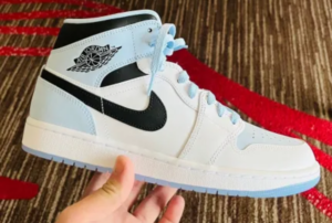 Giay Nike Air Jordan 1 Mid 'Ice Blue' DV1308-104