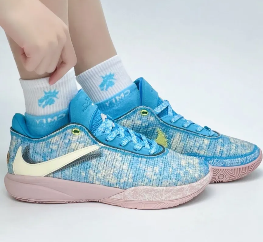 Giay Nike LeBron XX ASW EP 'Blue Lightning Coconut Milk' DV1192-400