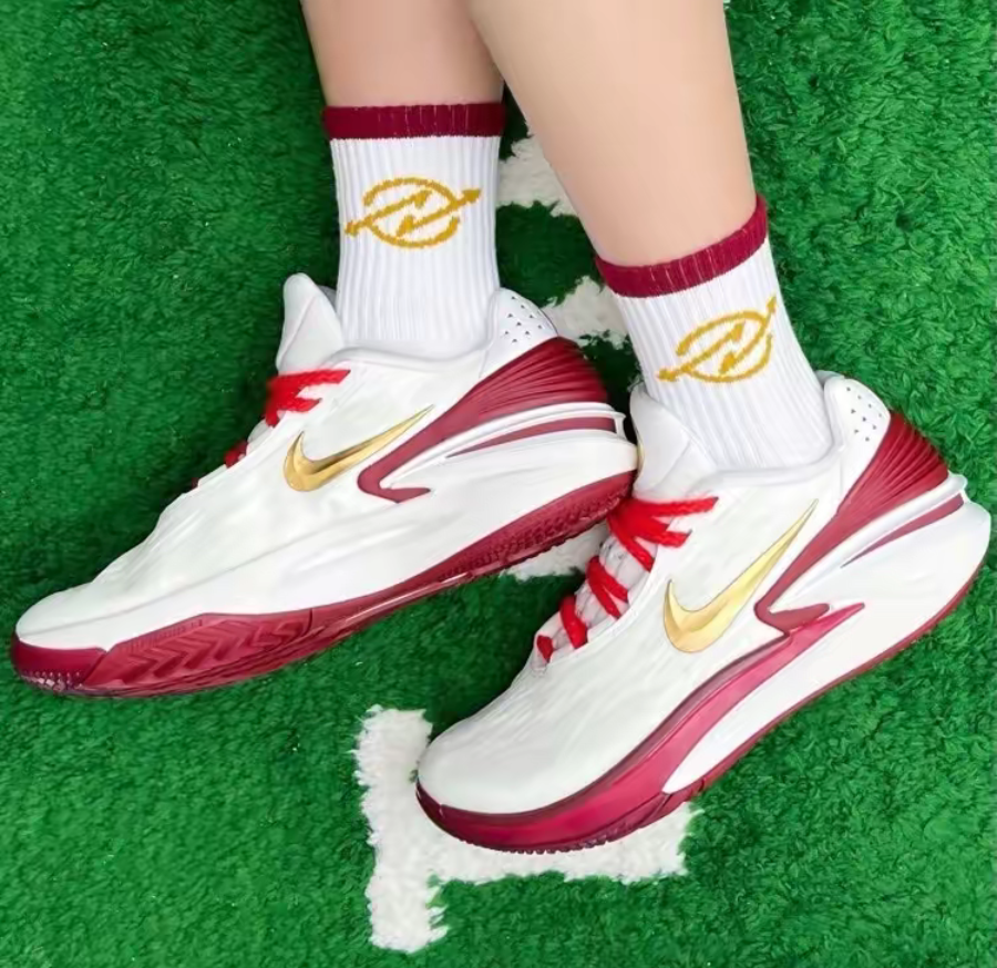 Giay Nike Air Zoom GT Cut 2 'Sisterhood' DJ6013-103