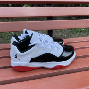 Giay Nike Air Jordan 11 CMFT Low 'Concord-Bred' DN4180-102