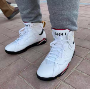 Giay Nike Air Jordan 7 Retro GS 'Cardinal' 2022 DQ6040-106