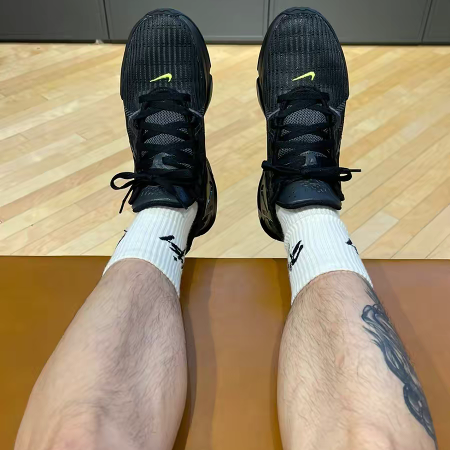 Giay Nike LeBron Witness 6 EP 'Black Volt' DC8994-004