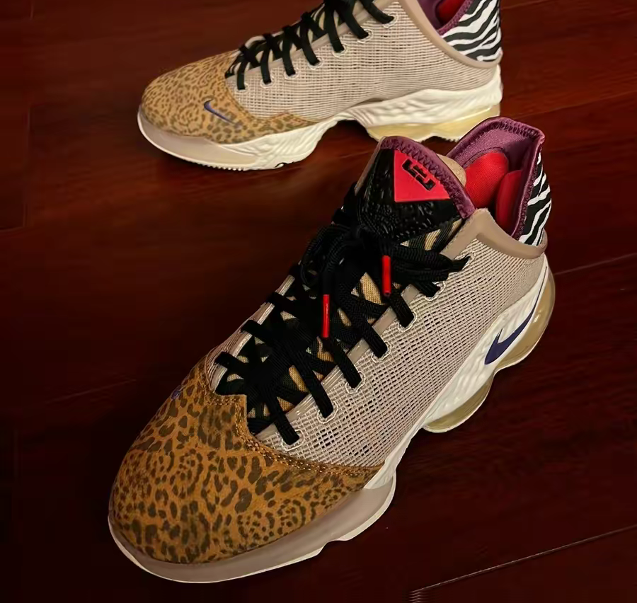 Giay Nike LeBron 19 Low 'Safari' DM1058-200