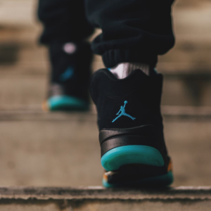 Giay Nike Air Jordan 5 Retro 'Aqua' DD0587-047