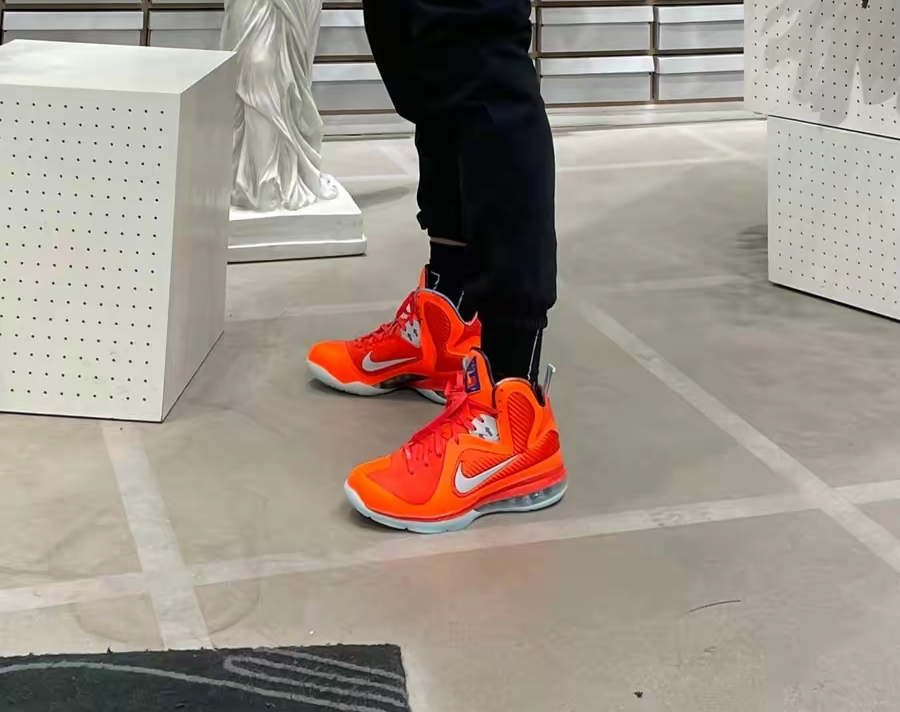 Giay Nike LeBron 9 'Big Bang' DH8006-800