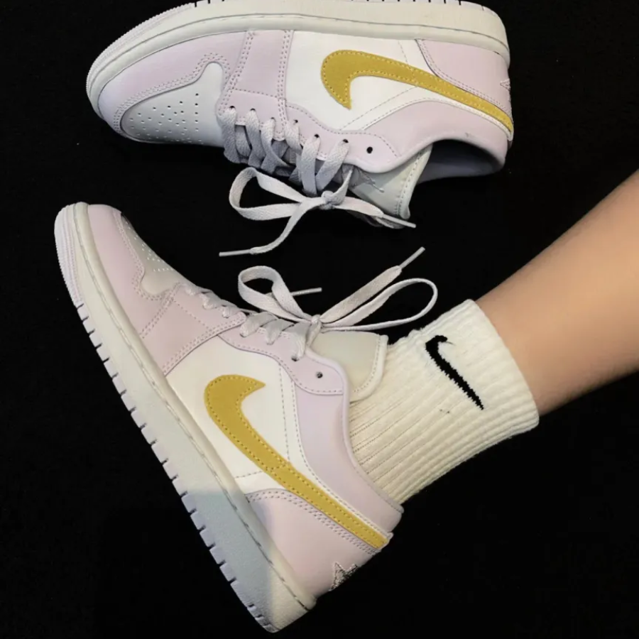 Giay Nike Air Jordan 1 Low 'Barely Grape' DC0774-501