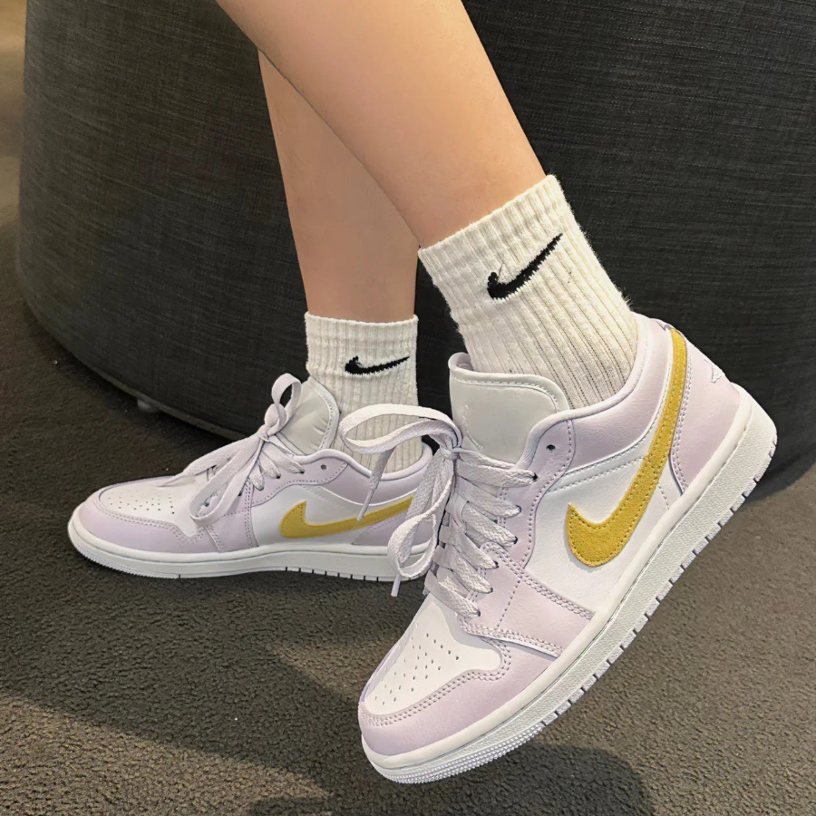 Giay Nike Air Jordan 1 Low 'Barely Grape' DC0774-501