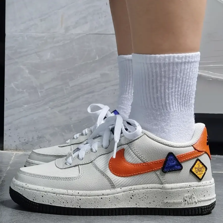 Alternative view of Giày Nike Air Force 1 Low Light Bone Sail Starfish Orange DO4657-081