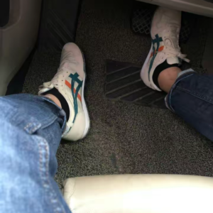 Giay Onitsuka Tiger Serrano 'White Blue Orange' 1183A237-250