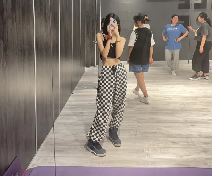 Giay Nike Wmns Air Jordan 5 Retro 'Oil Grey' CD2722-001