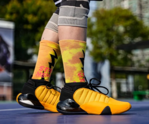 Giay Adidas Harden Vol. 7 'Crew Yellow' HQ3426