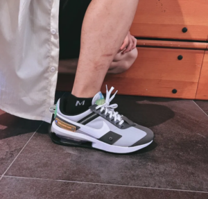 Giay Nike Air Max Pre-Day DO2334-011