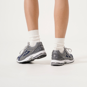 Giay New Balance 1906R 'Grey' M1906RC