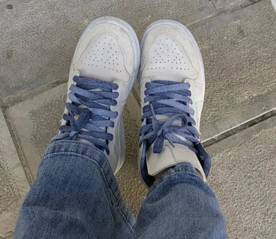 Alternative view of Giày Nike Air Jordan 1 Mid SE 'Sanddrift' DM9126-104