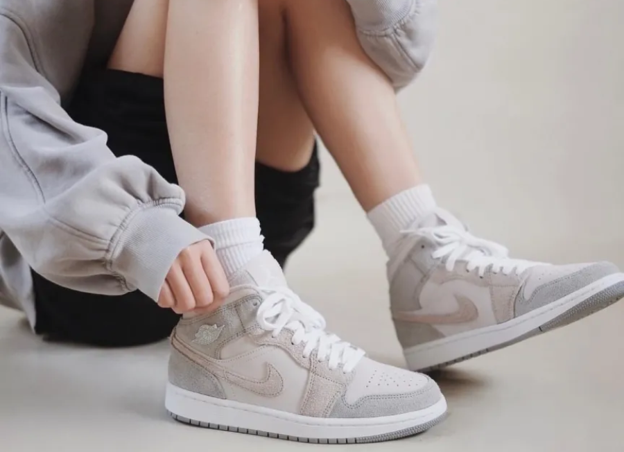 Giày Nike Air Jordan 1 Mid Wmns 'Particle Grey' DO7139-002 - Ảnh 5