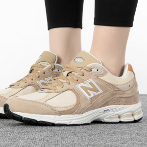 Giay New Balance 2002R Big Kid 'Incense Sandstone' GC2002EF