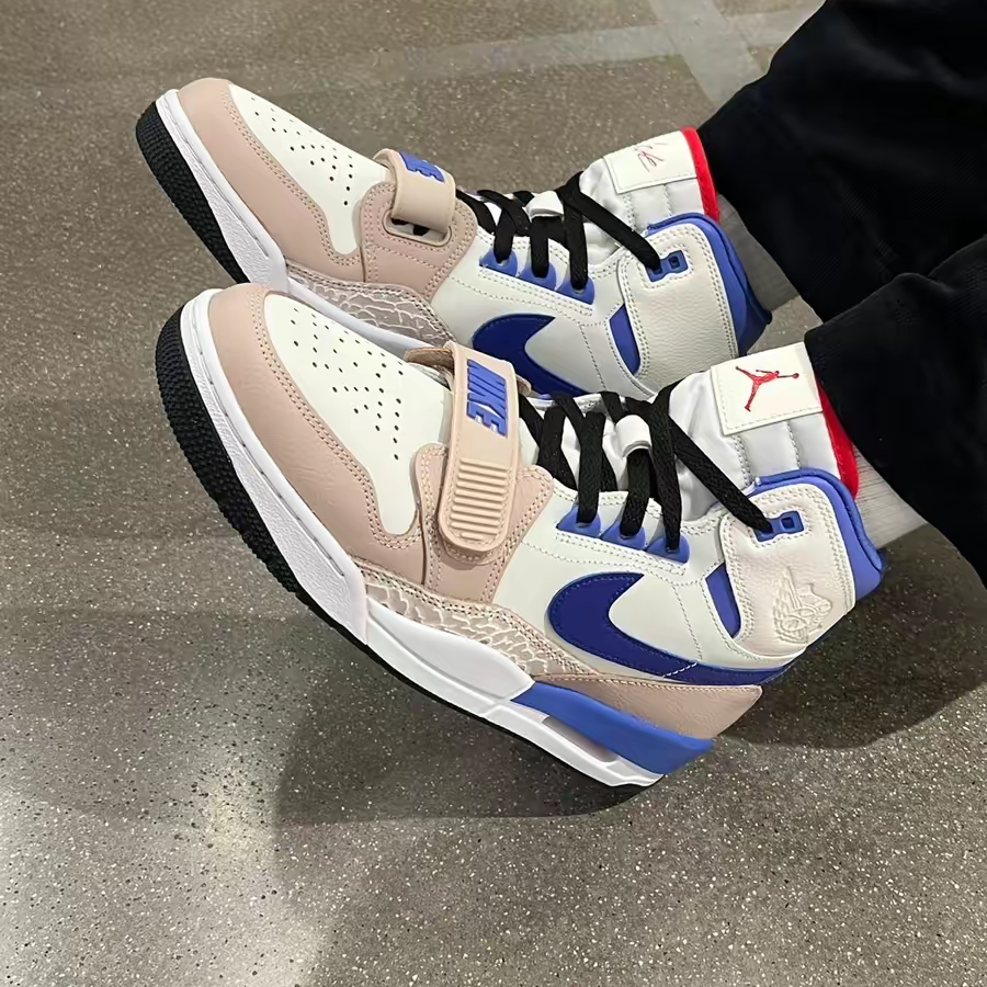 Giay Nike Air Jordan Legacy 312 'Valentine's Day' FD4332-141