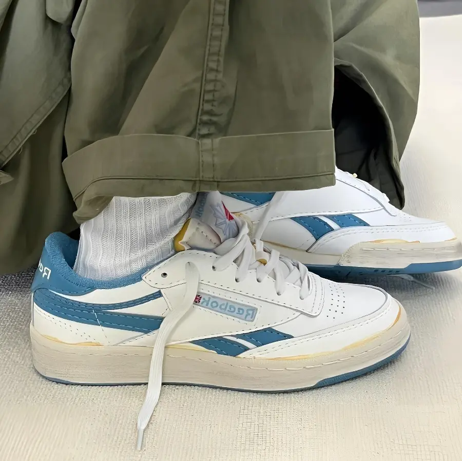 Giay Reebok Club C 85 Vintage 'Chalk Alabaster' GY9654