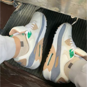 Giay Nike Air Max 90 SE 'Moving Company' DV2614-100