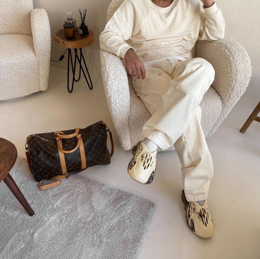 Dép Adidas Yeezy Foam Runner 'MX Cream Clay' GX8774 - Ảnh 2