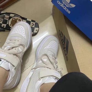 Giay Adidas Forum Low 'Cloud White' GZ9475