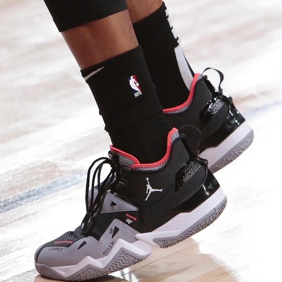 Giay Nike Air Jordan Westbrook One Take 'Black' CJ0781-001