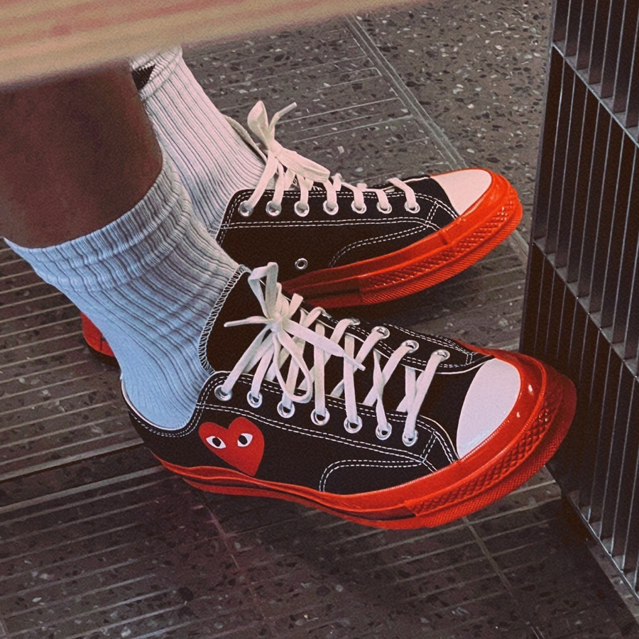 Giày Converse Comme des Garçons Play x Chuck 70 Low 'Black Red' A01795C - Ảnh 2