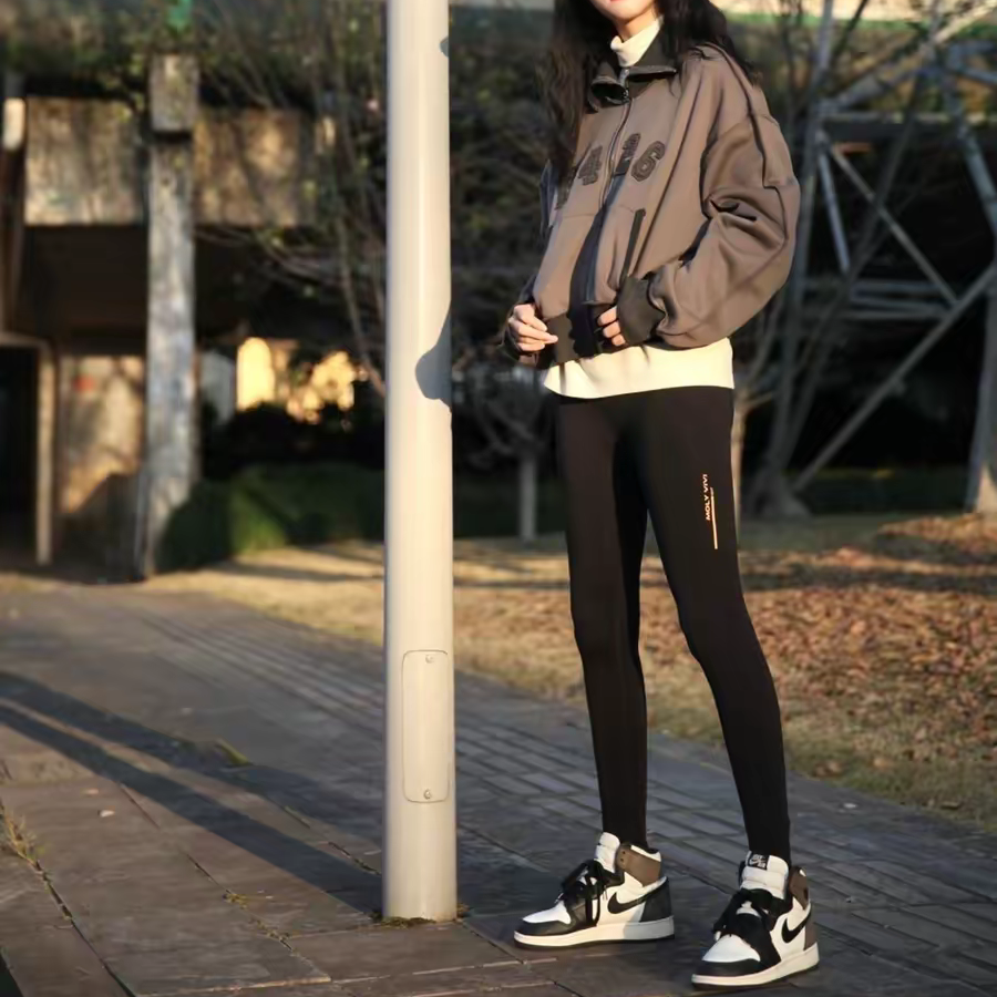 Giày Nike Air Jordan 1 Retro High OG 'Dark Mocha' 555088-105 - Ảnh 4