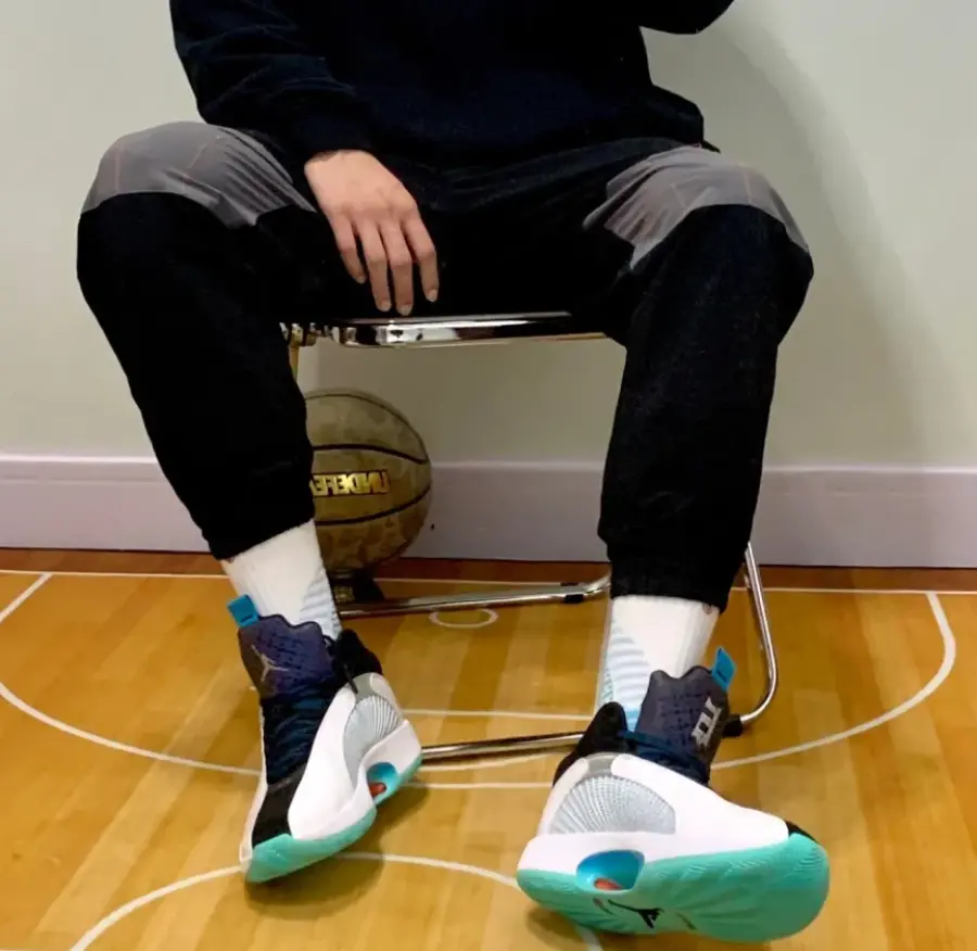 Alternative view of Giày Nike Guo Ailun x Air Jordan 35 GC PF 'Morpho' CZ8153-100