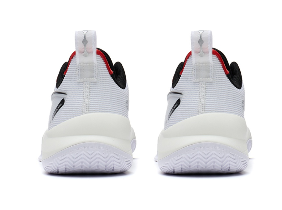 Giay Lining Ultra Light 2022 V2 'White' ABAT029-1