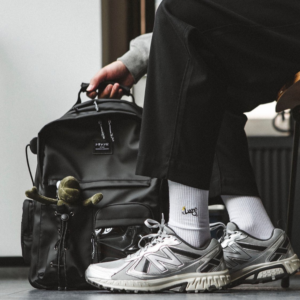 Giay New Balance 410 'Silver Black' MT410KR5