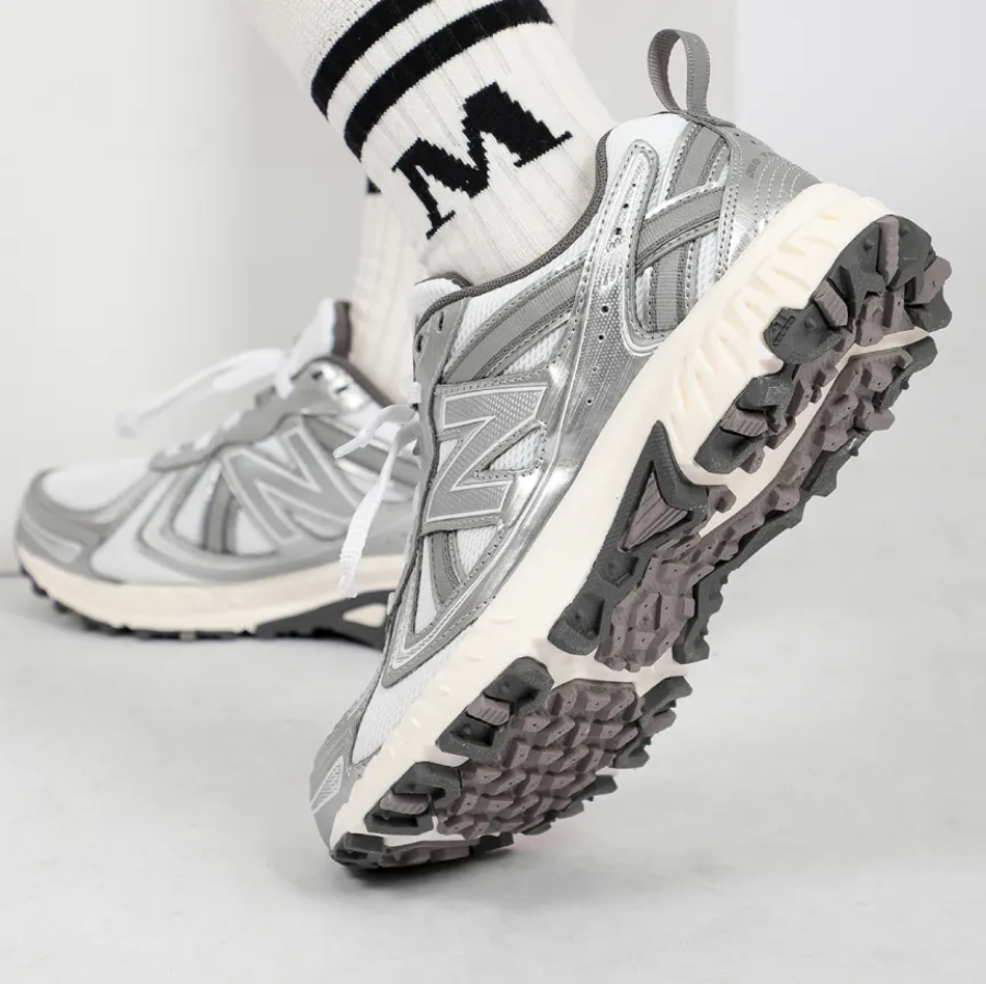 Giay New Balance 410v5 'White Silver' MT410KM5